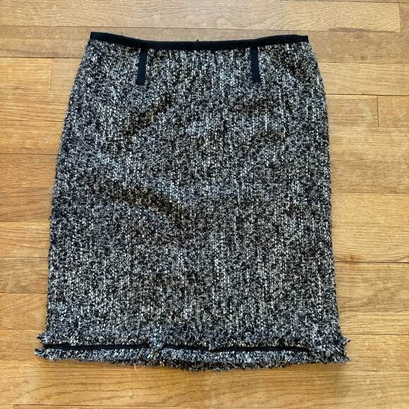 Talbots black white wool blend midi pencil skirt size 4 petite
 b4 - Picture 1 of 4